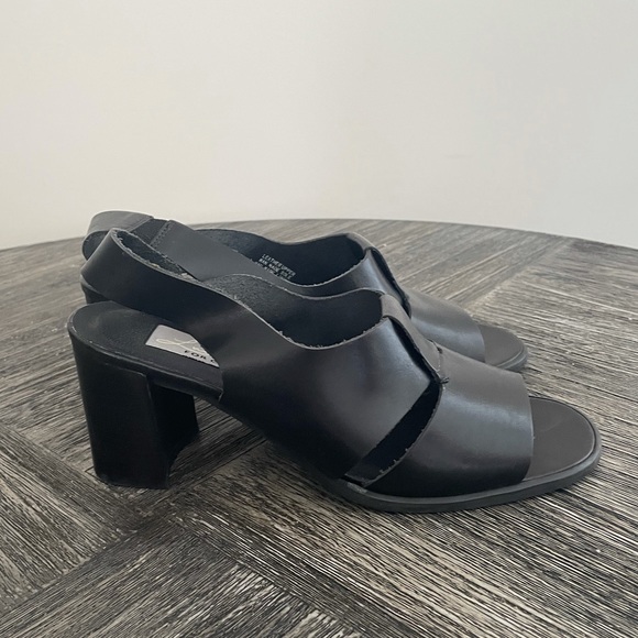 90’s Retro Black block heel - Picture 2 of 4